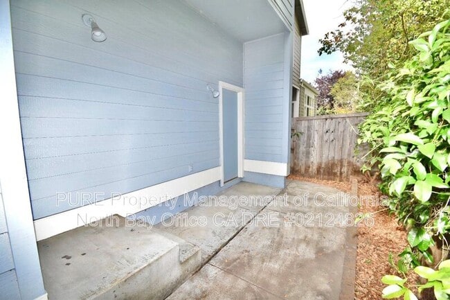 Building Photo - 7116 Marsh Way