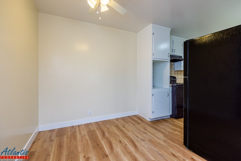 Building Photo - 642 Blythe Ct