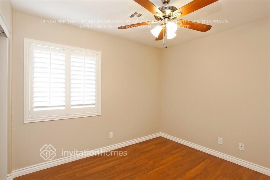 Building Photo - 10541 Danielson Ave