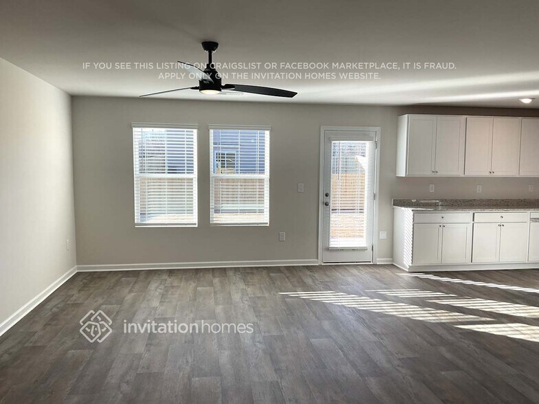 Building Photo - 230 Green Pasture Rd