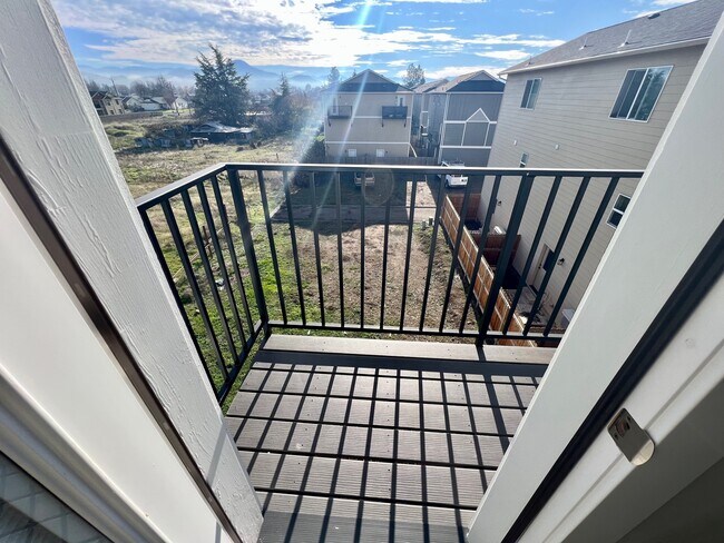 Building Photo - 7832 Jacqueline Way