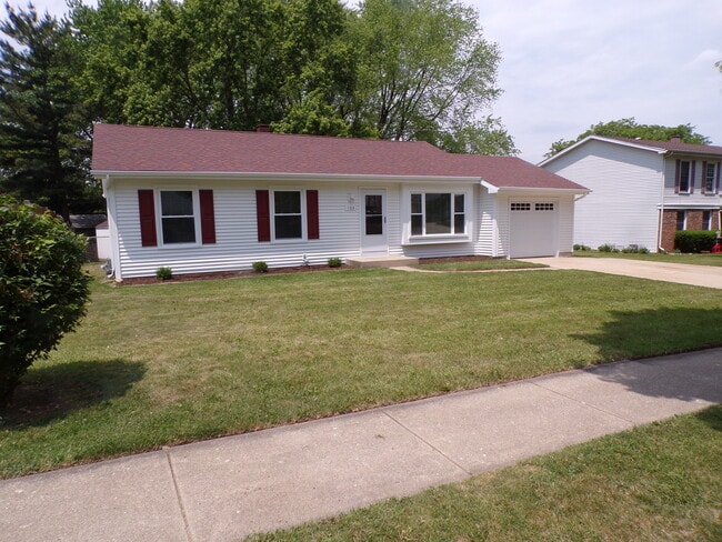 Building Photo - 103 Heritage Dr S