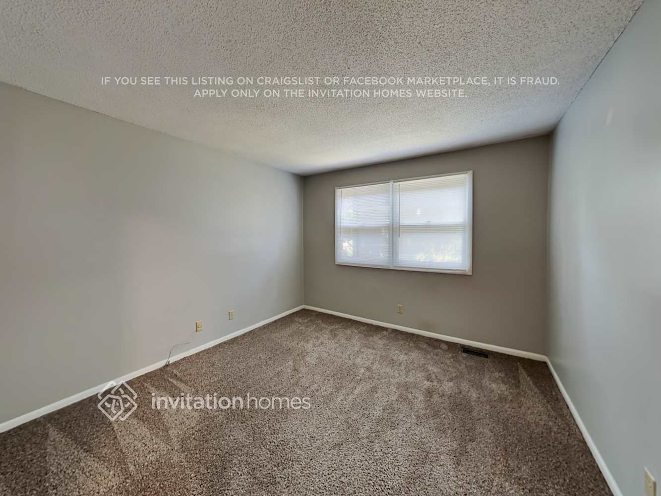 Building Photo - 400 N Sharon Amity Rd
