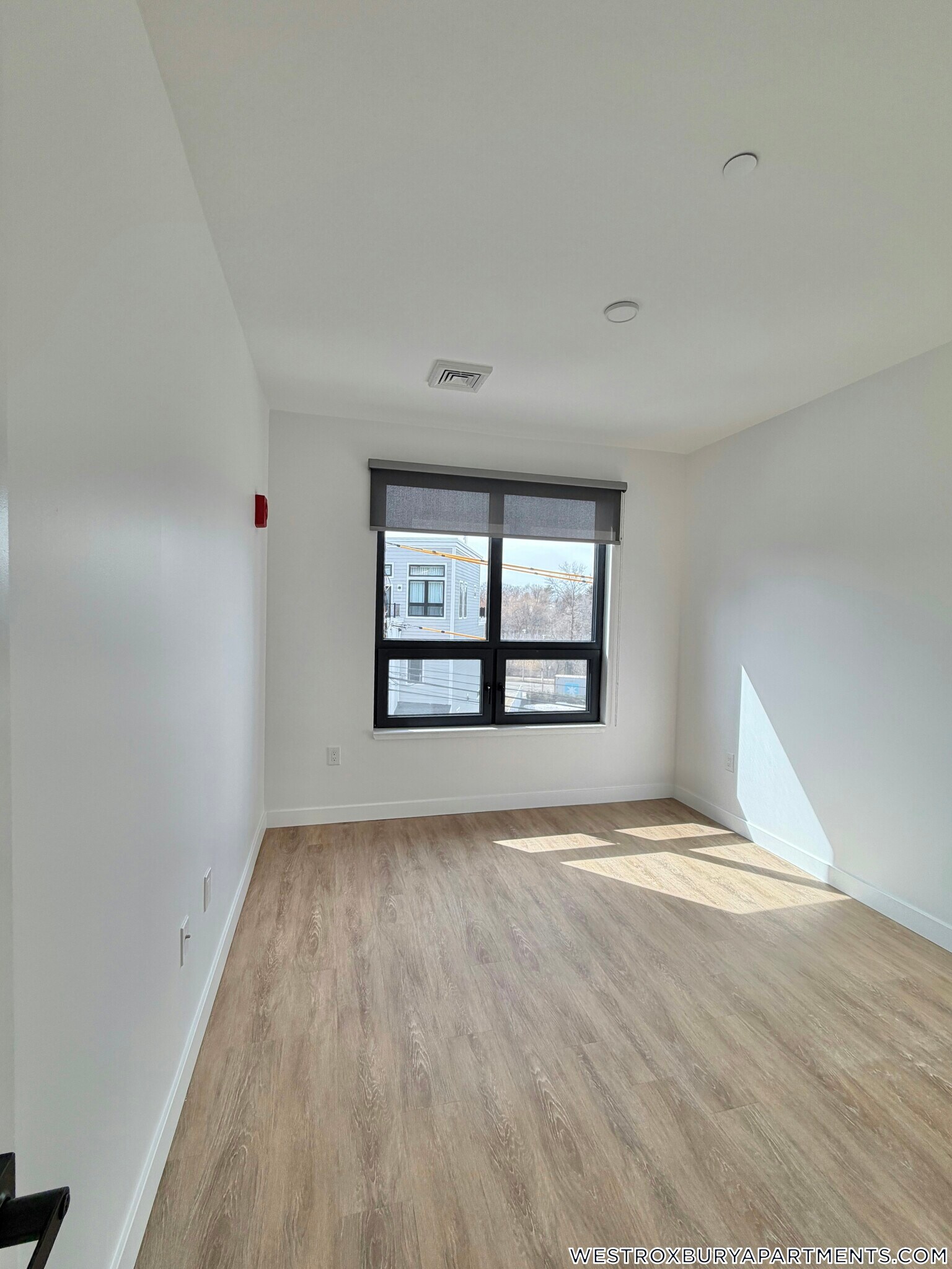 Building Photo - 199 Gardner St