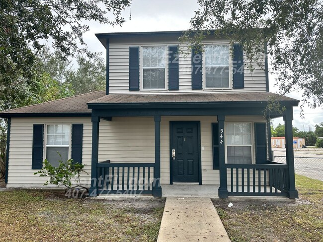 Primary Photo - Newly renovated 3-bedroom, 2-bathroom home...