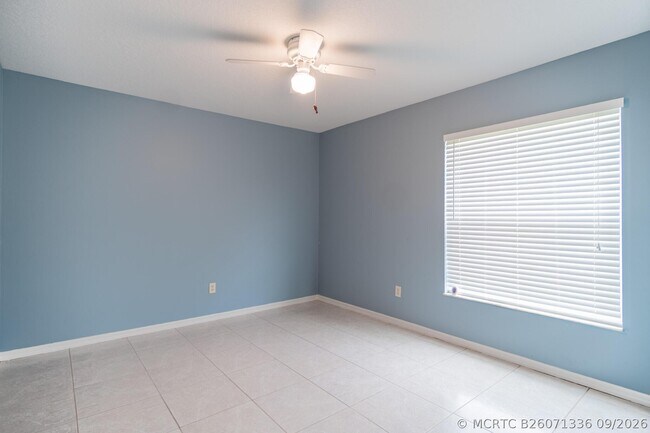 Building Photo - 5593 NW Wesley Rd