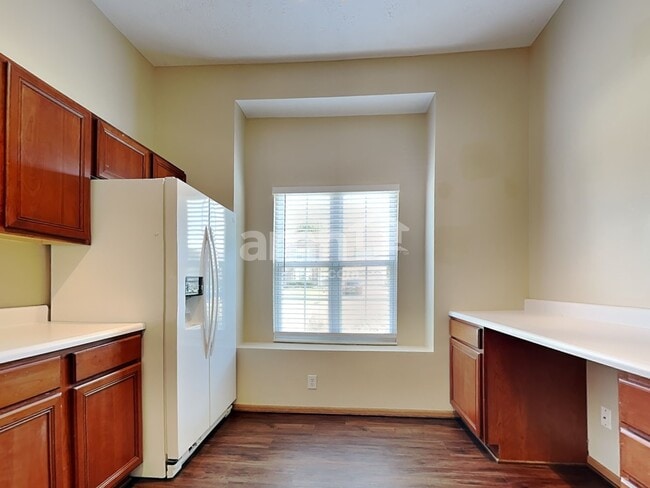 Building Photo - 1302 Shannon Ln