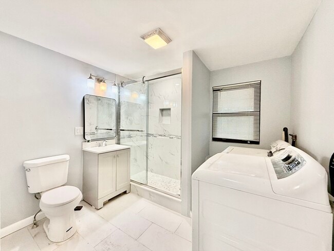 Building Photo - 15 Berwick St