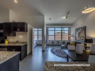 Building Photo - 160 E Berkeley St