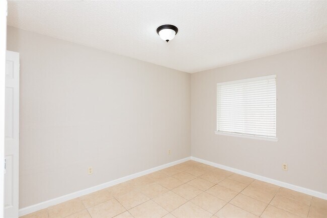 Building Photo - 13719 Vira Ln