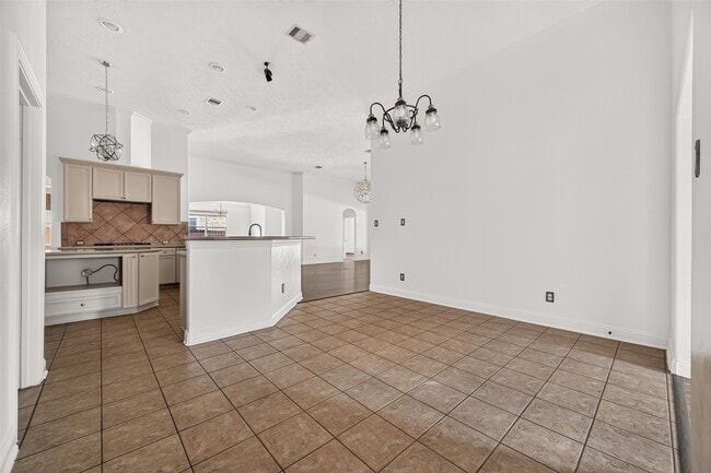 Building Photo - 3831 Lakeridge Canyon Dr