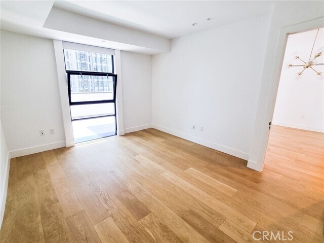 Building Photo - 10777 Wilshire Blvd