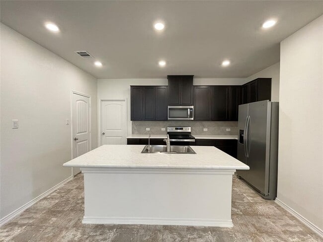 Building Photo - 168 Crimson Ln