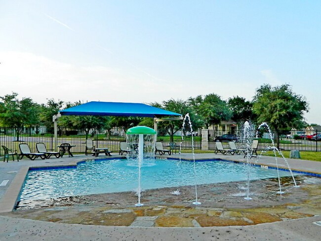 Building Photo - 1501 Davis Mountain Loop