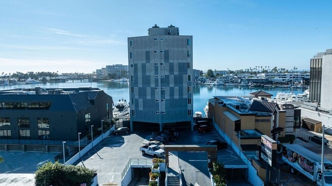 Building Photo - Perfect Beach Getaway! Hotel-like Studio Home in Secured High-rise Building With Breathtaking Bay...