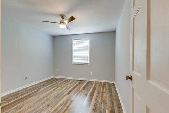 Building Photo - 1316 Rivermont Dr