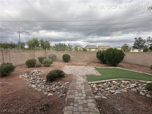 Building Photo - 2836 E Tilten Kilt Ave