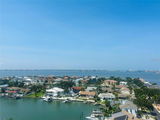 Building Photo - 5950 Pelican Bay Plaza S