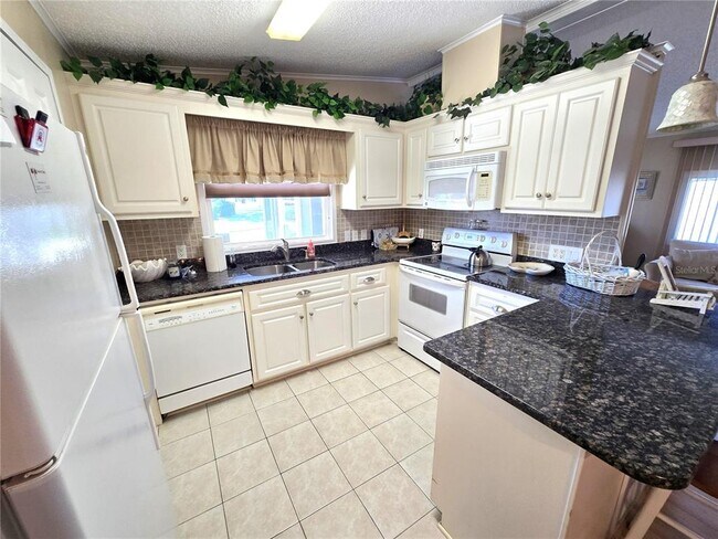 Building Photo - 8503 Princess Ct