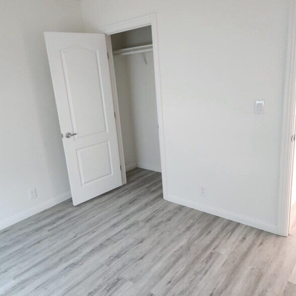 Building Photo - 1607 Walton St