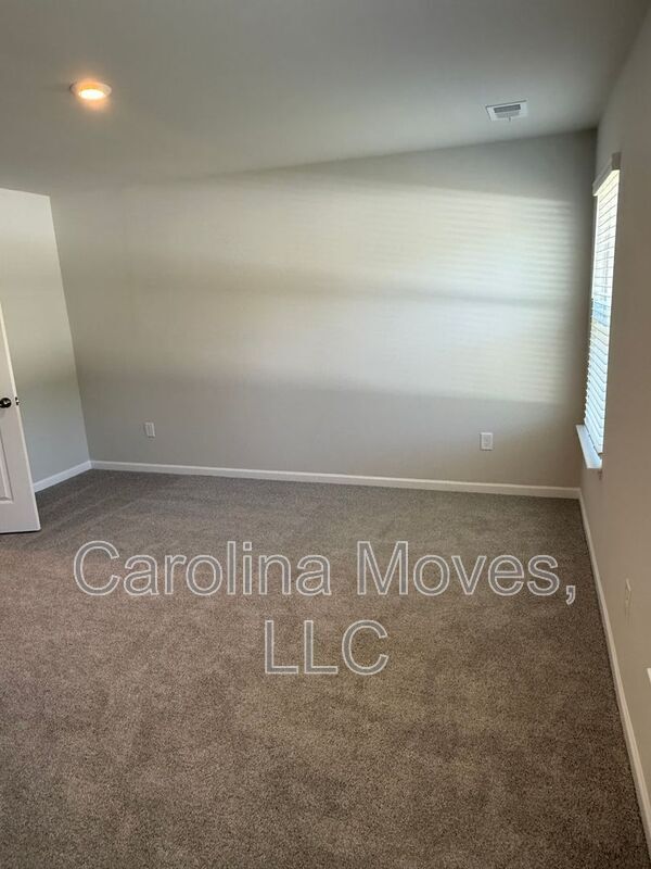 Building Photo - 171 Randwick Ln