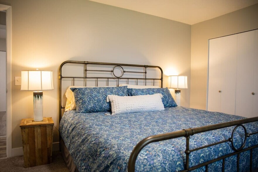 Building Photo - 2196 Karalee Way