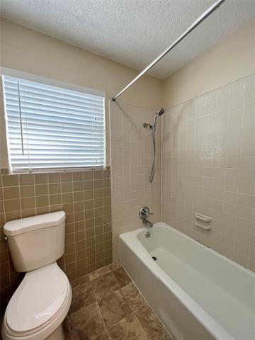 Building Photo - 100 Comanche Ct