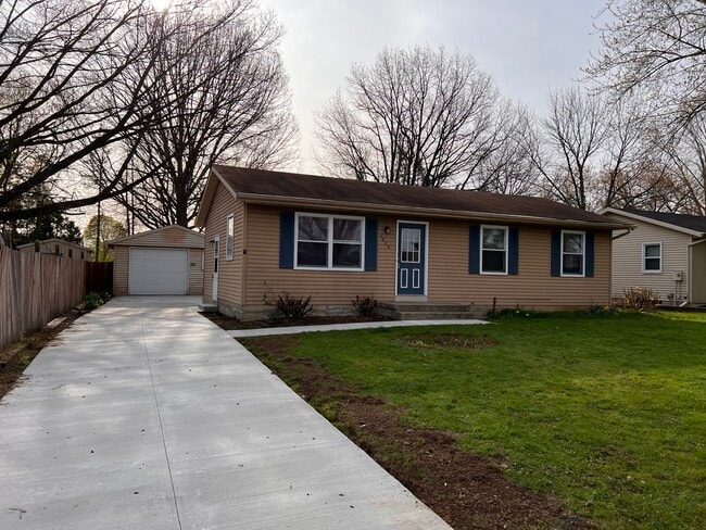 Building Photo - 3628 Bluebird Ave SW