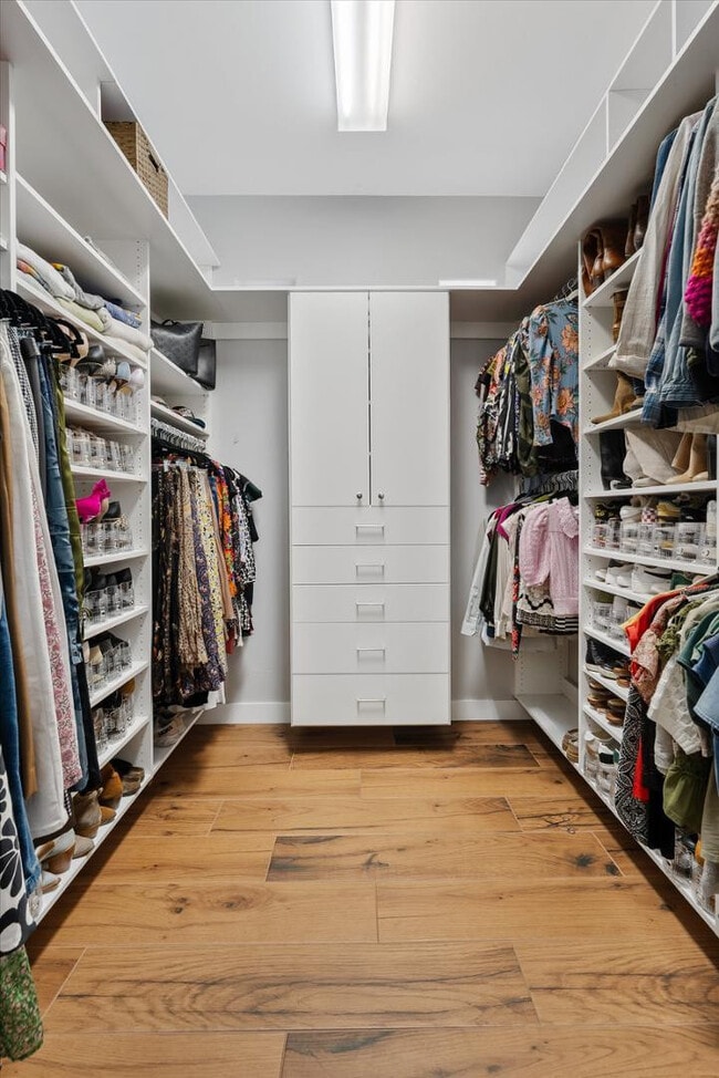 Building Photo - 3314 W Here to There Dr