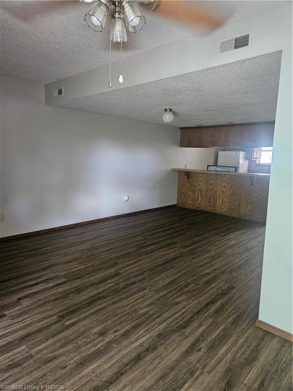 Building Photo - 312 N Albert Pike Ave