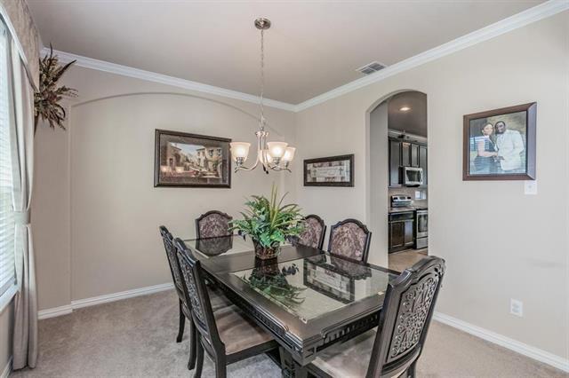 Building Photo - 11621 Parade Dr