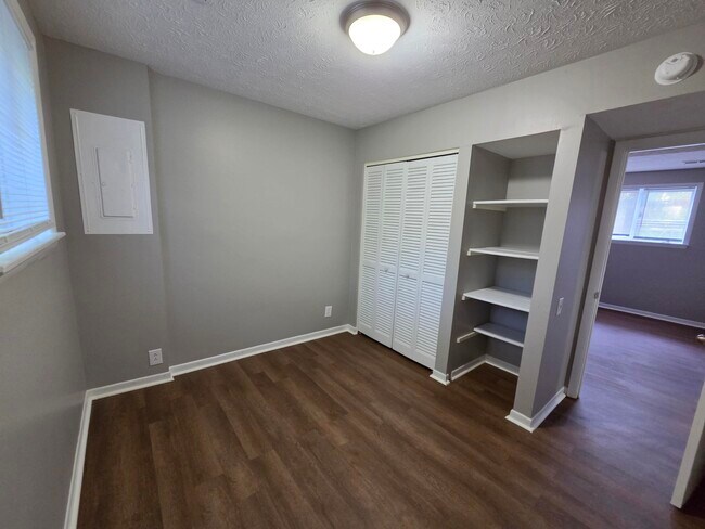 Building Photo - 3406 Alpine Ct