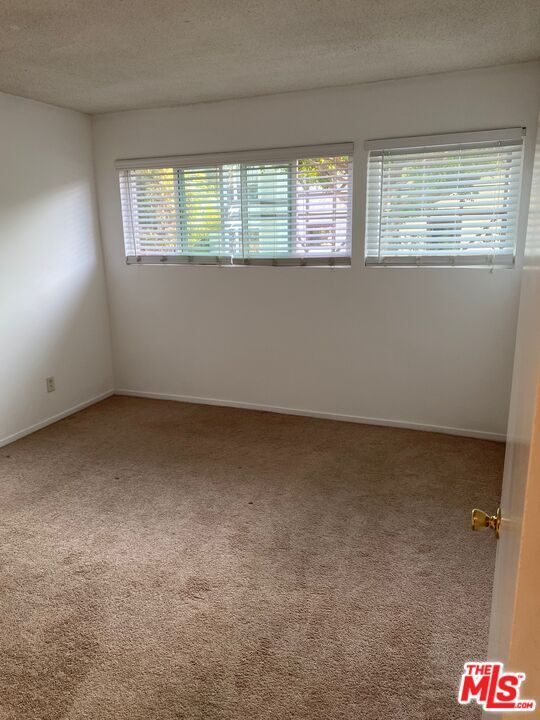 Building Photo - 4244 Duquesne Ave