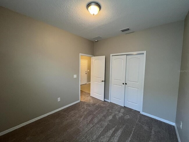 Building Photo - 12119 Ledbury Commons Dr