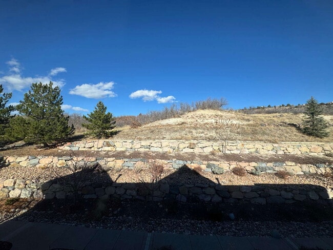 Building Photo - 631 Hanging Rock Pl