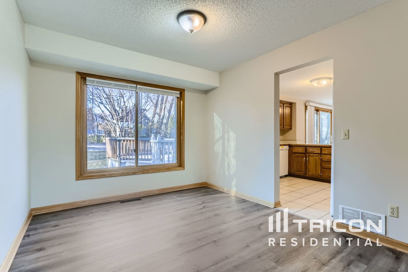 Building Photo - 4845 Orleans Ln N