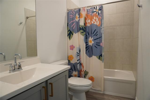 Building Photo - 2046 Hollow Creek Trail