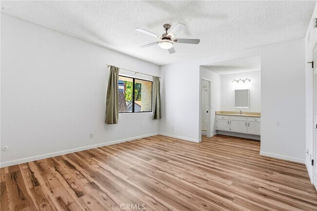 Building Photo - 1801 263rd St