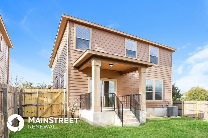 Building Photo - 7442 Primrose Post