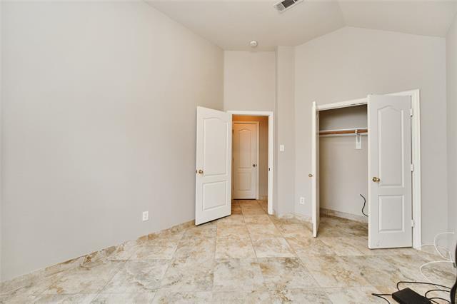 Building Photo - 8708 Moraine Dr
