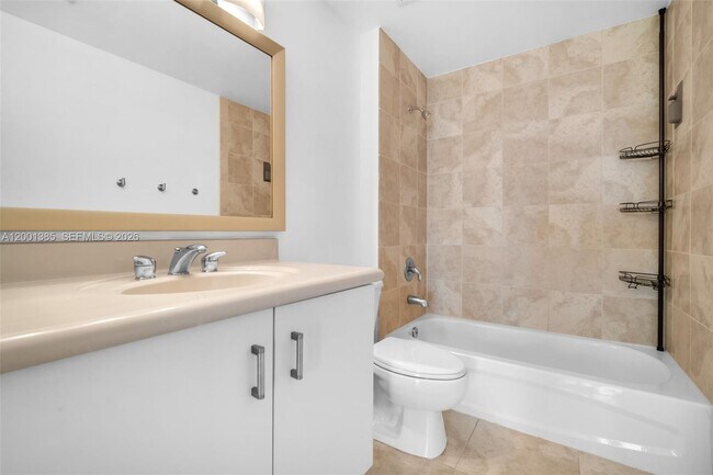 Building Photo - 7900 Harbor Island Dr