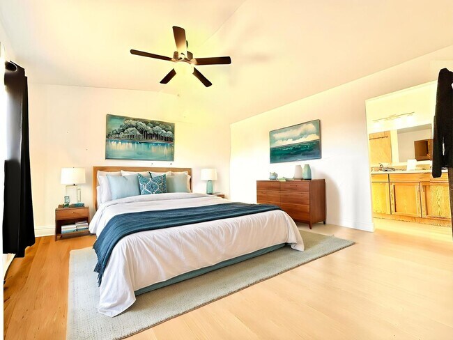 Building Photo - Moss Pointe 3Bedrooms/2.5Bath-home with great room fireplace!