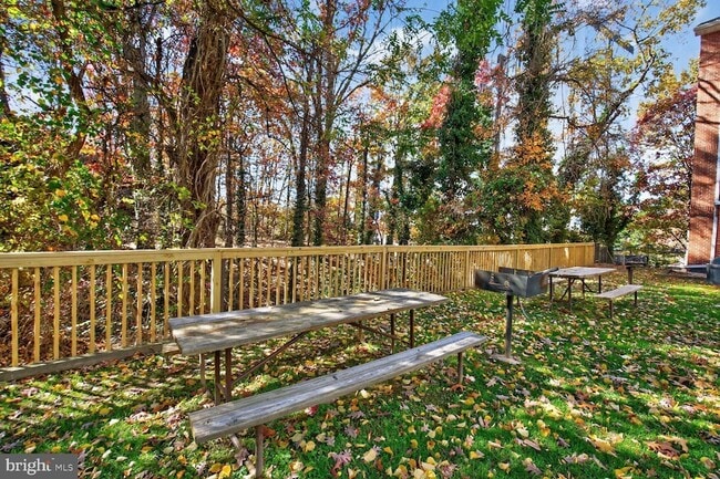 Building Photo - 3307 Wyndham Cir