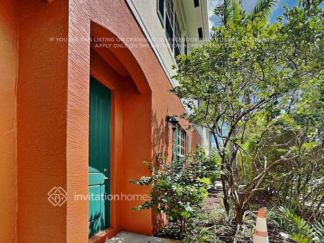 Building Photo - 206 SW 7th Ct