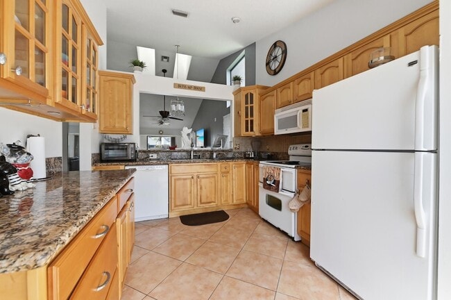 Building Photo - 1012 Landings Blvd