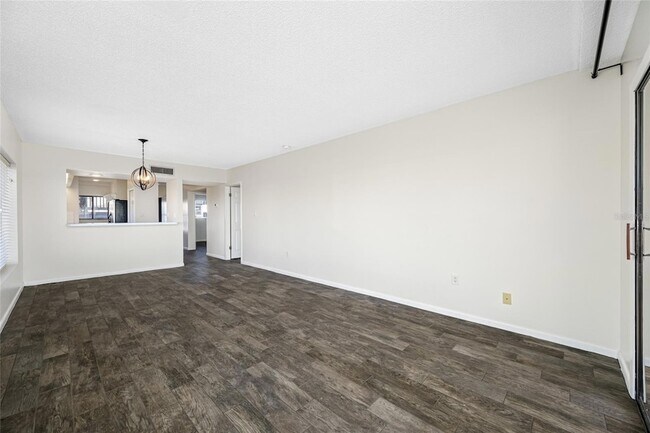 Building Photo - 828 Bahia Del Sol Dr