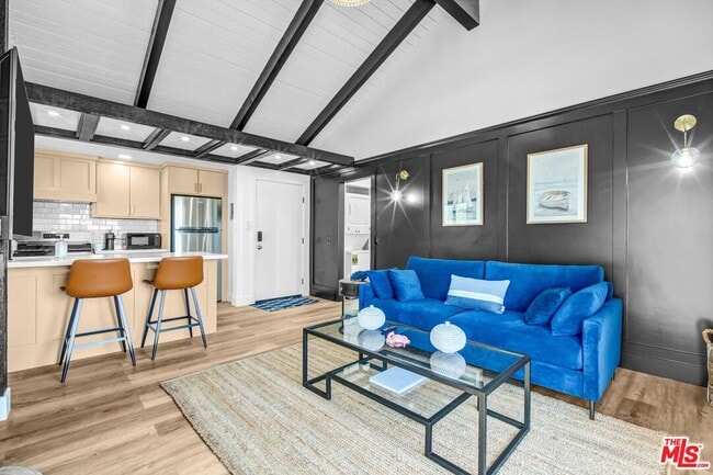 Building Photo - 1083 Montauk Ln