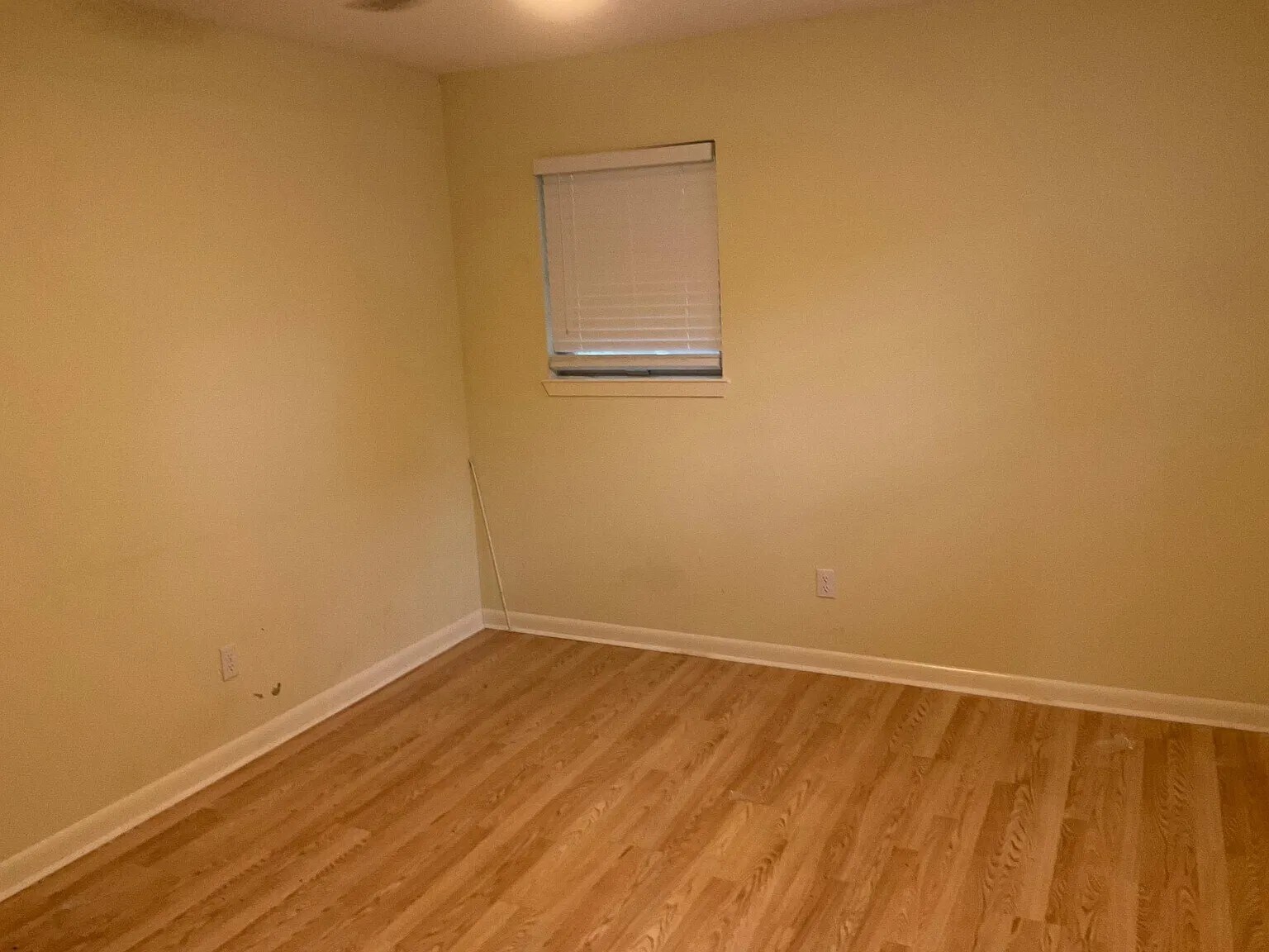 Building Photo - 2209 W 40th Ave