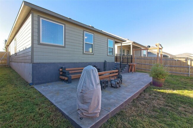 Building Photo - 505 Greatest Gift Wy