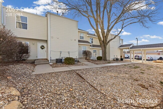 Building Photo - 2069 SW 36th St